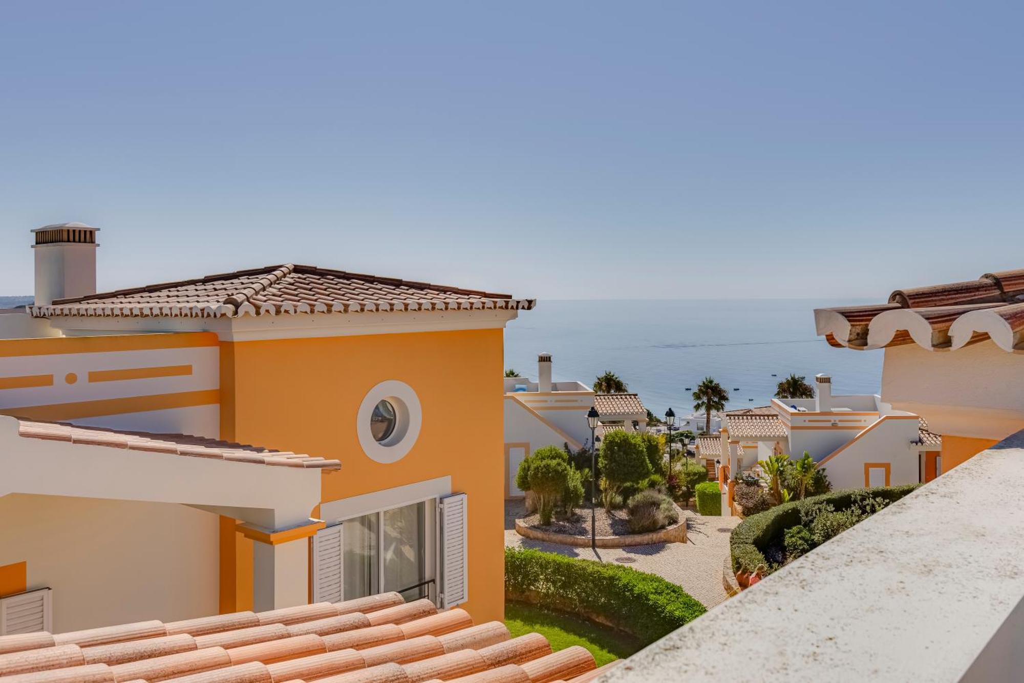 The View - Santo Antonio Villas, Golf & Spa Salema Kültér fotó